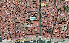 Open Space A Venezia Fra Architettura E Pittura, Fra Moderno E Antico