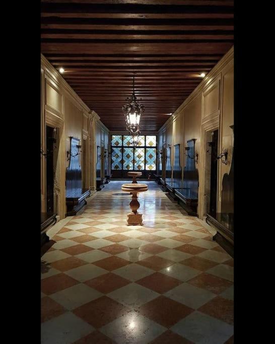 Open Space A Venezia Fra Architettura E Pittura, Fra Moderno E Antico Buitenkant foto